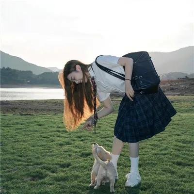 妮娜的一切